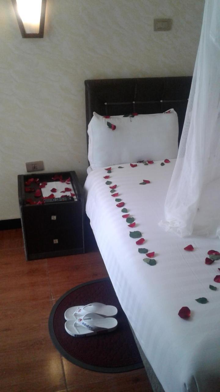 Caron Pension Bahir Dar Exterior photo