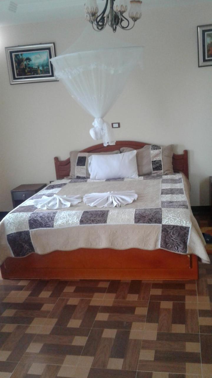 Caron Pension Bahir Dar Room photo